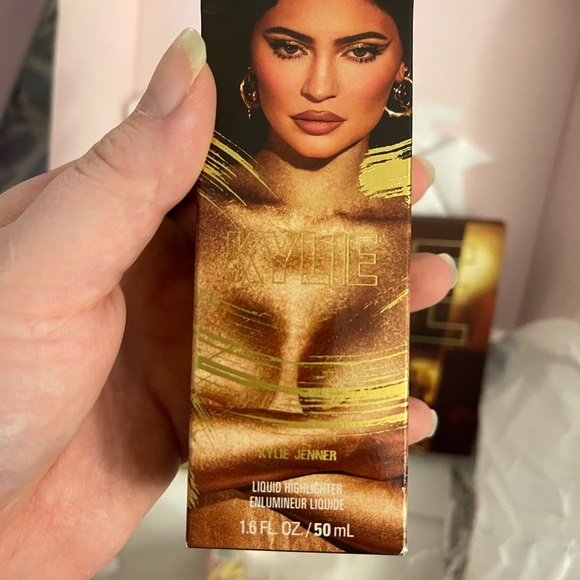 Kylie cosmetics 24th birthday full collection - Picture 4 of 8